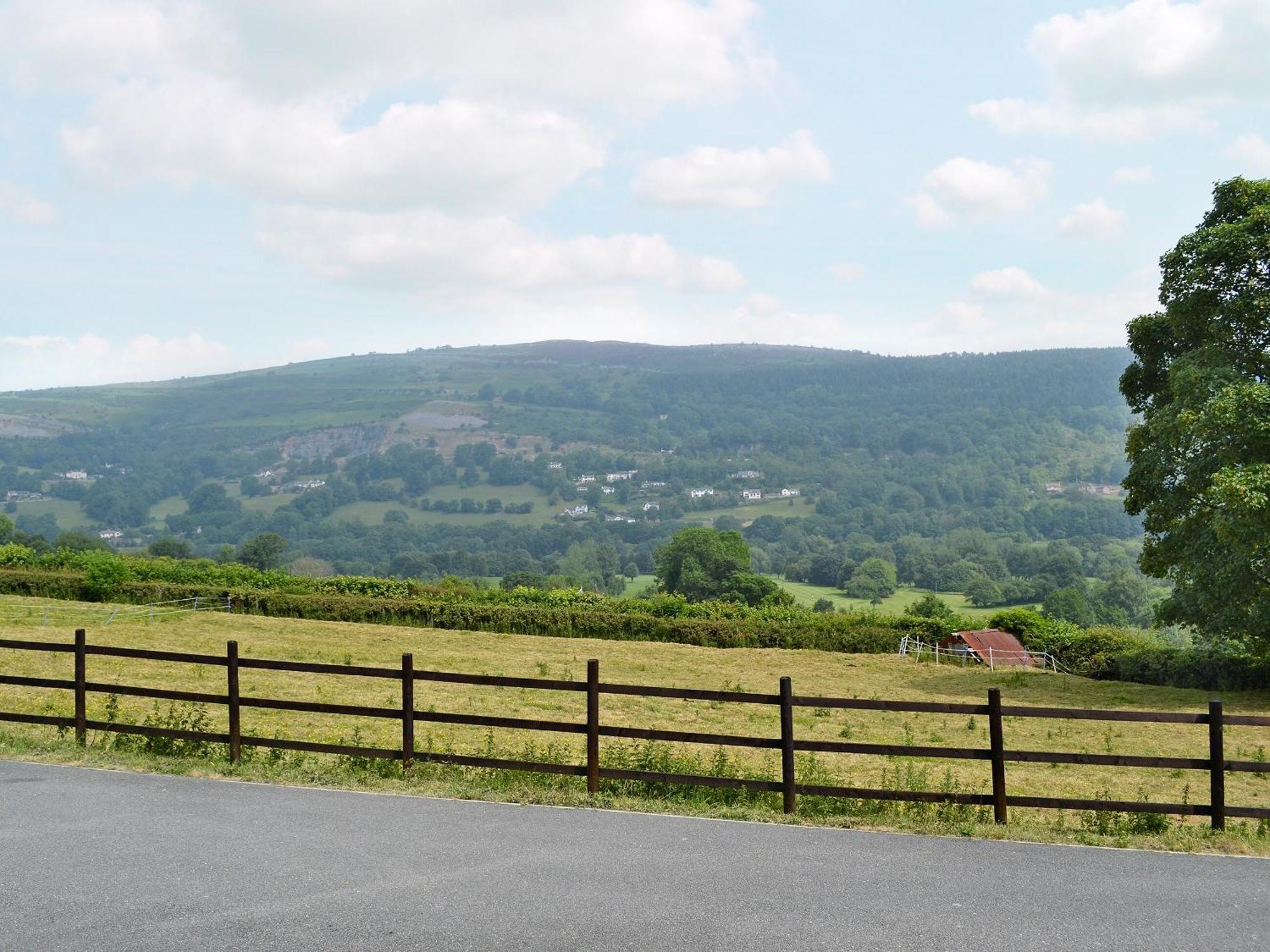 Bwthyn Clyd Llangollen Exterior foto